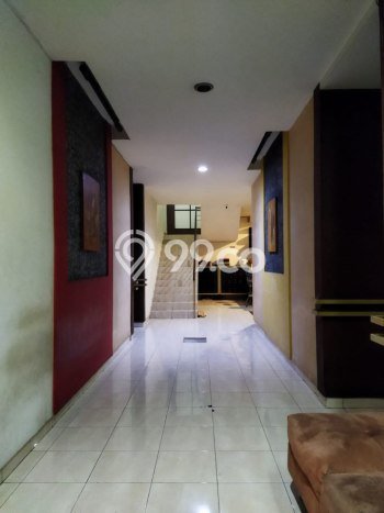 Kost Dijual di Kemanggisan dengan 32 KT dan Luas 850m2 Kost Dijual di Kemanggisan dengan 32 KT dan Luas 850m2