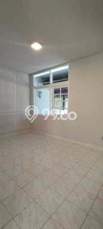 Siap Huni Rumah Mewah 5 Kamar di Regol Dekat ke Mana Saja Siap Huni Rumah Mewah 5 Kamar di Regol Dekat ke Mana Saja