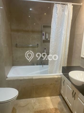 Siap Huni Apartemen Prestisius di Gatot Subroto 2 Kamar & 2 Kamar Mandi Siap Huni Apartemen Prestisius di Gatot Subroto 2 Kamar & 2 Kamar Mandi