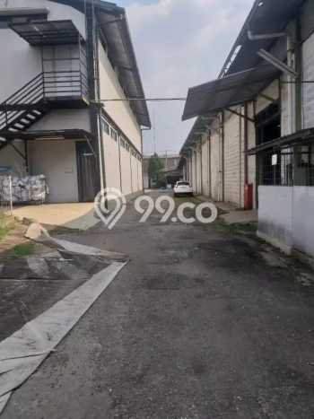 Unit Gudang Dijual di Bandung LT 14700m2 & LB 11000m2 Unit Gudang Dijual di Bandung LT 14700m2 & LB 11000m2