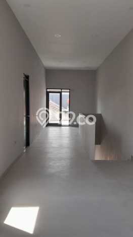 Dijual Hunian Rumah Nyaman 2 Kamar di Taman Kopo Indah, Bandung Dijual Hunian Rumah Nyaman 2 Kamar di Taman Kopo Indah, Bandung