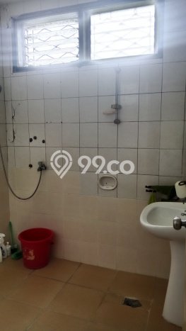 Ruko Dijual di Jakarta Barat LT 90m2 & LB 320m2 Lokasi Terbaik! Ruko Dijual di Jakarta Barat LT 90m2 & LB 320m2 Lokasi Terbaik!
