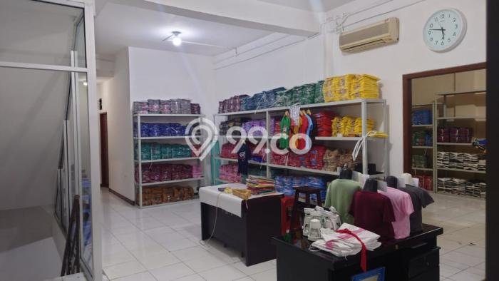 Disewakan Ruko di Pusat Kota Jakarta Utara Ramai Strategis Disewakan Ruko di Pusat Kota Jakarta Utara Ramai Strategis
