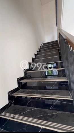 Rumah Luas Asri 3 KT Siap Huni di Cicaheum Bandung Rumah Luas Asri 3 KT Siap Huni di Cicaheum Bandung
