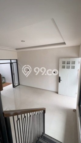 Rumah Luas Asri 3 KT Siap Huni di Cicaheum Bandung Rumah Luas Asri 3 KT Siap Huni di Cicaheum Bandung