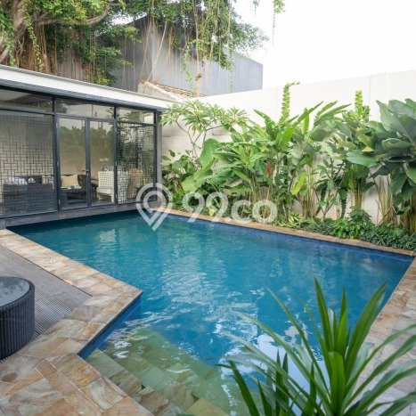 Ready to Use! Luxury House LT 700m2 Desain Modern di Kemang Ready to Use! Luxury House LT 700m2 Desain Modern di Kemang