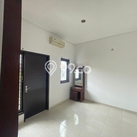 Dijual Hunian Rumah Terawat 3 Kamar di Depok II, Depok Dijual Hunian Rumah Terawat 3 Kamar di Depok II, Depok