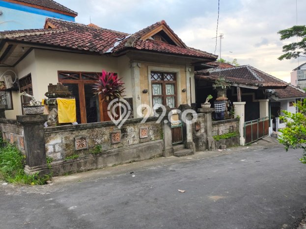Rumah Minimalis 3 Kamar LT 120m2 di Peguyangan Kaja Rumah Minimalis 3 Kamar LT 120m2 di Peguyangan Kaja