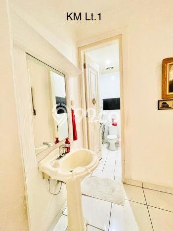 For Sale! Luxury House LT 220m2 Desain Elegan di Cirendeu For Sale! Luxury House LT 220m2 Desain Elegan di Cirendeu