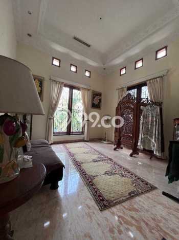 Rumah Luxury Modern Tanpa Renovasi di Radio Dalam Jakarta Selatan Rumah Luxury Modern Tanpa Renovasi di Radio Dalam Jakarta Selatan