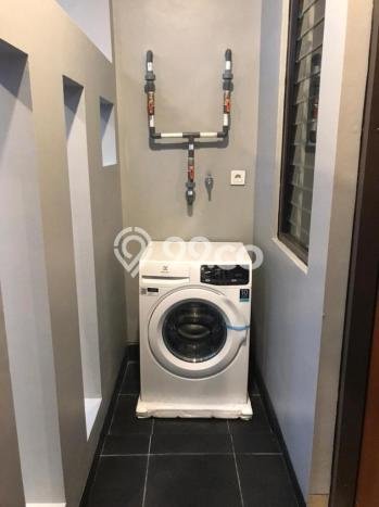 Rumah Luxury Modern Siap Huni di Cibubur Jakarta Timur Rumah Luxury Modern Siap Huni di Cibubur Jakarta Timur