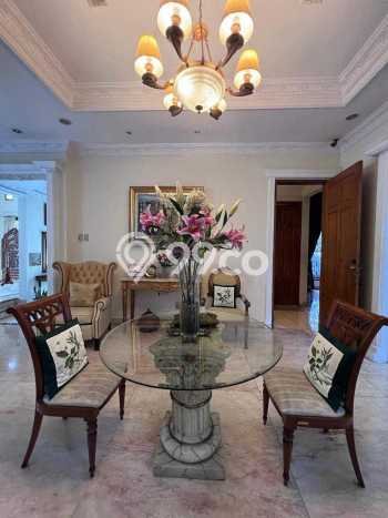 Rumah Luxury Modern Tanpa Renovasi di Radio Dalam Jakarta Selatan Rumah Luxury Modern Tanpa Renovasi di Radio Dalam Jakarta Selatan
