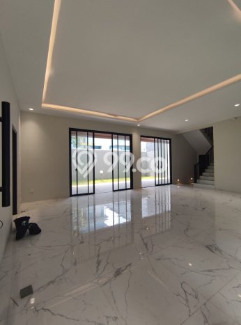 Jual Rumah Mewah Megah Dengan View Eksklusif di Sentul City, Bogor Jual Rumah Mewah Megah Dengan View Eksklusif di Sentul City, Bogor