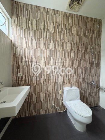 For Sale! Premium House LT 372m2 Desain Elegan di Sentul City For Sale! Premium House LT 372m2 Desain Elegan di Sentul City