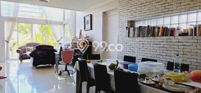 Ready to Use! Luxury House LT 356m2 Desain Elegan di Sentul City Ready to Use! Luxury House LT 356m2 Desain Elegan di Sentul City