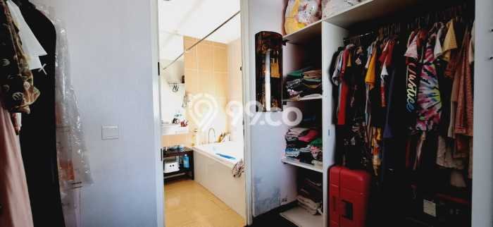 Ready to Use! Luxury House LT 356m2 Desain Elegan di Sentul City Ready to Use! Luxury House LT 356m2 Desain Elegan di Sentul City