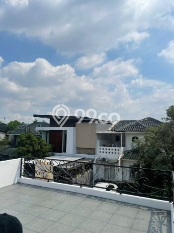 For Sale! Luxury House LT 220m2 Desain Elegan di Sentul City For Sale! Luxury House LT 220m2 Desain Elegan di Sentul City