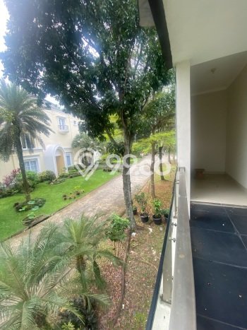 Ready to Use! Premium House LT 295m2 Desain Elegan di Sentul City Ready to Use! Premium House LT 295m2 Desain Elegan di Sentul City
