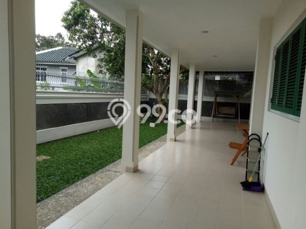 Rumah Elit LB 265m2 Siap Pakai Desain Elegan di Sentul City, Bogor Rumah Elit LB 265m2 Siap Pakai Desain Elegan di Sentul City, Bogor