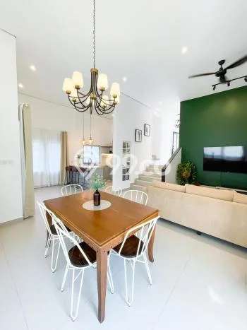 For Sale! Luxury House LT 295m2 Desain Modern di Sentul City For Sale! Luxury House LT 295m2 Desain Modern di Sentul City