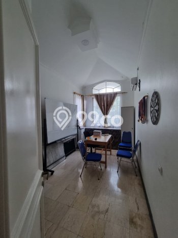 Rumah Elit LB 200m2 Siap Pakai Desain Elegan di Sentul City, Bogor Rumah Elit LB 200m2 Siap Pakai Desain Elegan di Sentul City, Bogor