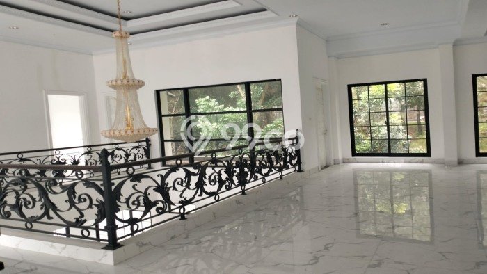 Ready to Use! Luxury House LT 543m2 Desain Modern di Sentul City Ready to Use! Luxury House LT 543m2 Desain Modern di Sentul City