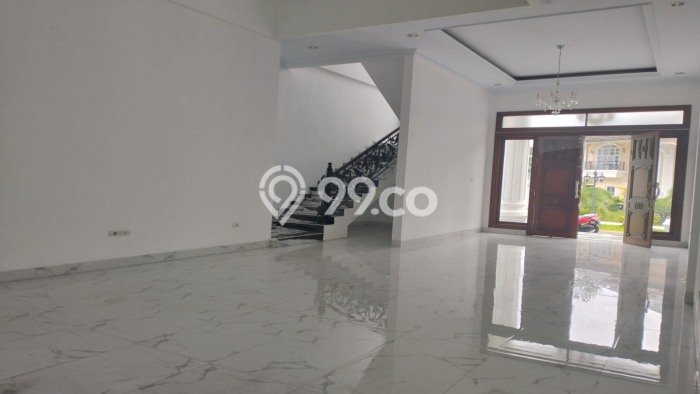 Ready to Use! Luxury House LT 543m2 Desain Modern di Sentul City Ready to Use! Luxury House LT 543m2 Desain Modern di Sentul City