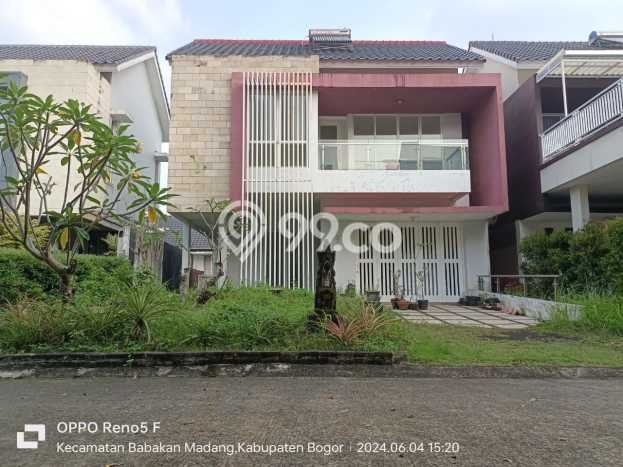 Rumah Elit Modern Tanpa Renovasi di Sentul City Bogor Rumah Elit Modern Tanpa Renovasi di Sentul City Bogor