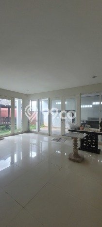 Rumah Elit Modern Tanpa Renovasi di Sentul City Bogor Rumah Elit Modern Tanpa Renovasi di Sentul City Bogor