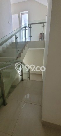 Rumah Elit Modern Tanpa Renovasi di Sentul City Bogor Rumah Elit Modern Tanpa Renovasi di Sentul City Bogor
