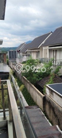Rumah Elit Modern Tanpa Renovasi di Sentul City Bogor Rumah Elit Modern Tanpa Renovasi di Sentul City Bogor