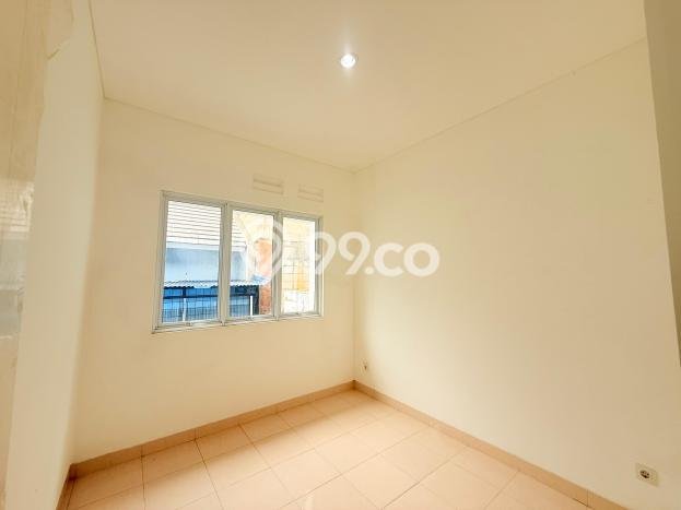 Rumah Luas Asri 3 KT Siap Huni di Sentul City Bogor Rumah Luas Asri 3 KT Siap Huni di Sentul City Bogor