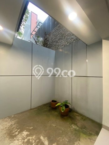 Ready to Use! Premium House LT 300m2 Desain Elegan di Sentul City Ready to Use! Premium House LT 300m2 Desain Elegan di Sentul City