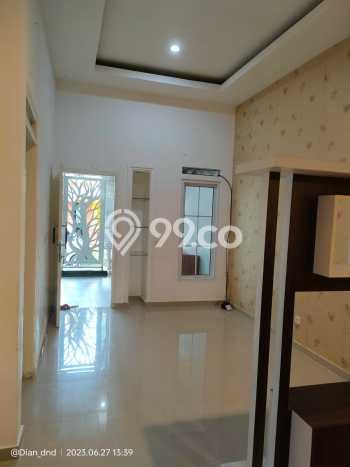 Rumah Modern 2 KT LT 90m2 di Sentul City Rumah Modern 2 KT LT 90m2 di Sentul City