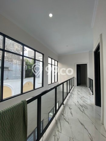 Hunian Mewah LB 250m2 Siap Huni Desain Elegan di Sentul City, Bogor Hunian Mewah LB 250m2 Siap Huni Desain Elegan di Sentul City, Bogor