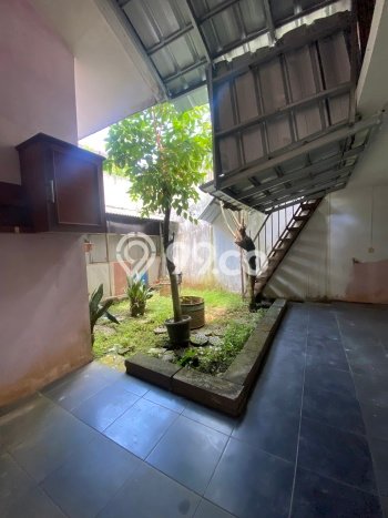 Rumah Modern 4 KT LT 171m2 di Sentul City Rumah Modern 4 KT LT 171m2 di Sentul City