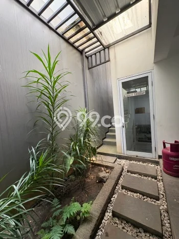 Rumah Luxury Modern Siap Huni di Sentul City Bogor Rumah Luxury Modern Siap Huni di Sentul City Bogor