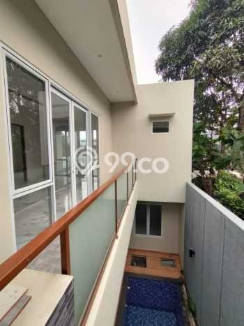 Ready to Use! Luxury House LT 170m2 Desain Elegan di Sentul City Ready to Use! Luxury House LT 170m2 Desain Elegan di Sentul City