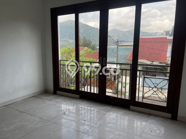 Rumah Minimalis 4 KT di Sentul City Bogor Unfurnished Rumah Minimalis 4 KT di Sentul City Bogor Unfurnished