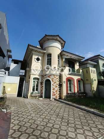 Rumah Elit LB 200m2 Siap Pakai Desain Elegan di Sentul City, Bogor Rumah Elit LB 200m2 Siap Pakai Desain Elegan di Sentul City, Bogor