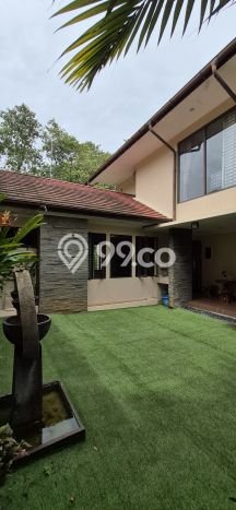 Rumah Elit LB 350m2 Siap Huni Desain Elegan di Sentul City, Bogor Rumah Elit LB 350m2 Siap Huni Desain Elegan di Sentul City, Bogor