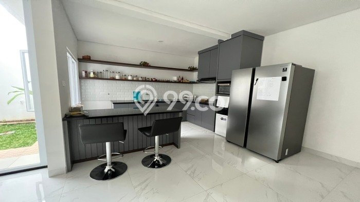 Rumah Modern 4 KT di Sentul City Bogor Semi Furnished Rumah Modern 4 KT di Sentul City Bogor Semi Furnished