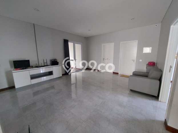 Rumah Elit Modern Tanpa Renovasi di Sentul City Bogor Rumah Elit Modern Tanpa Renovasi di Sentul City Bogor