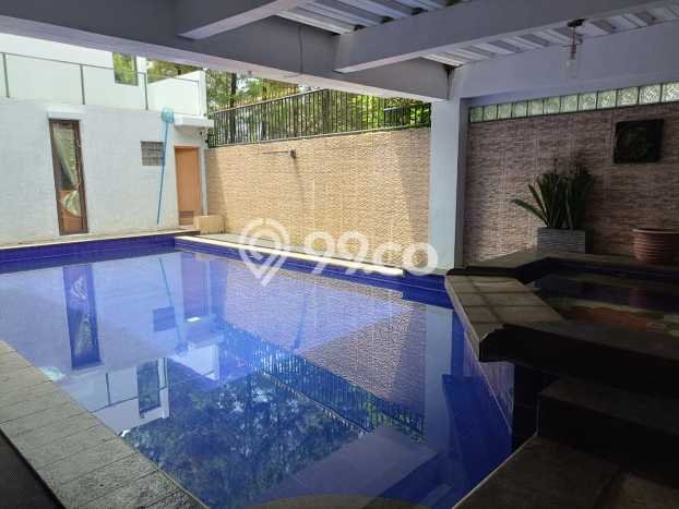 Rumah Elit Modern Tanpa Renovasi di Sentul City Bogor Rumah Elit Modern Tanpa Renovasi di Sentul City Bogor