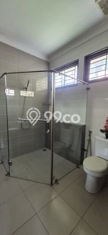 Rumah Elit LB 350m2 Siap Huni Desain Elegan di Sentul City, Bogor Rumah Elit LB 350m2 Siap Huni Desain Elegan di Sentul City, Bogor