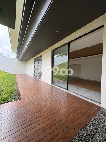 Rumah Elit Modern Tanpa Renovasi di Sentul City Bogor Rumah Elit Modern Tanpa Renovasi di Sentul City Bogor