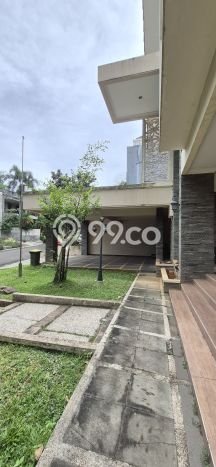 Rumah Elit LB 350m2 Siap Huni Desain Elegan di Sentul City, Bogor Rumah Elit LB 350m2 Siap Huni Desain Elegan di Sentul City, Bogor