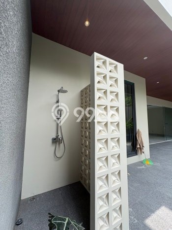Ready to Use! Premium House LT 416m2 Desain Elegan di Sentul City Ready to Use! Premium House LT 416m2 Desain Elegan di Sentul City