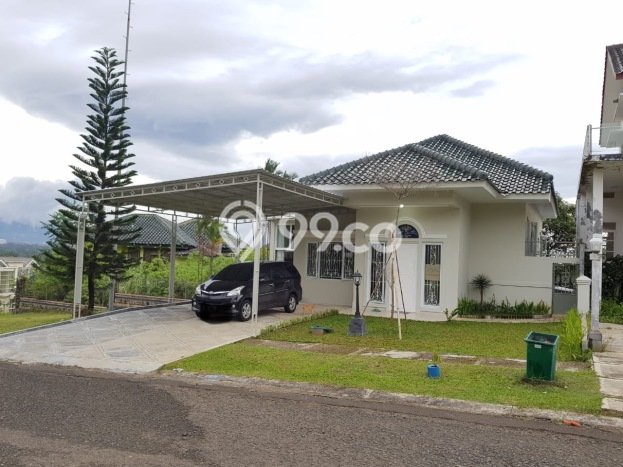 Rumah Elit LB 265m2 Siap Pakai Desain Elegan di Sentul City, Bogor Rumah Elit LB 265m2 Siap Pakai Desain Elegan di Sentul City, Bogor