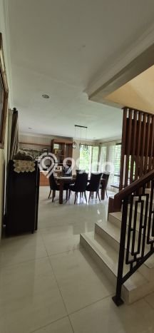 Rumah Elit LB 350m2 Siap Huni Desain Elegan di Sentul City, Bogor Rumah Elit LB 350m2 Siap Huni Desain Elegan di Sentul City, Bogor